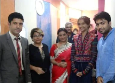 Farhan Akhtar And Sonam Kapoor interacting with Fashion Designing & Interior Designing Students
