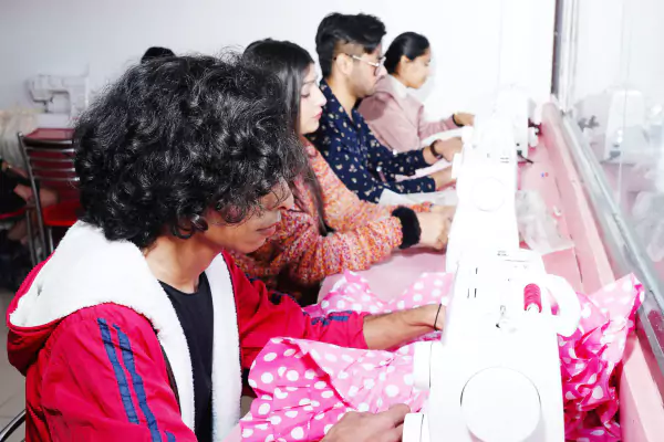 IIFD Fashion Reviews